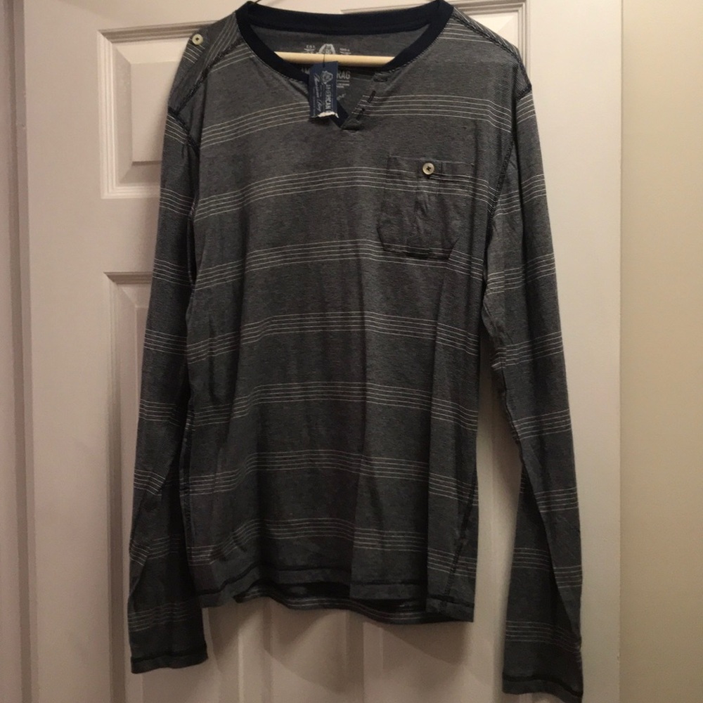 Men’s long sleeve casual shirt- brand new